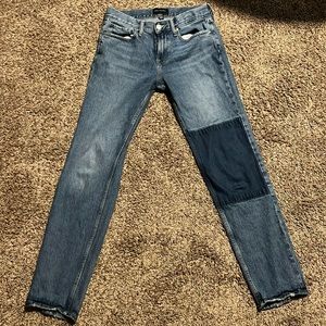 Free Assembly Men's Mid Rise Modern Straight Indigo
Patch Jeans